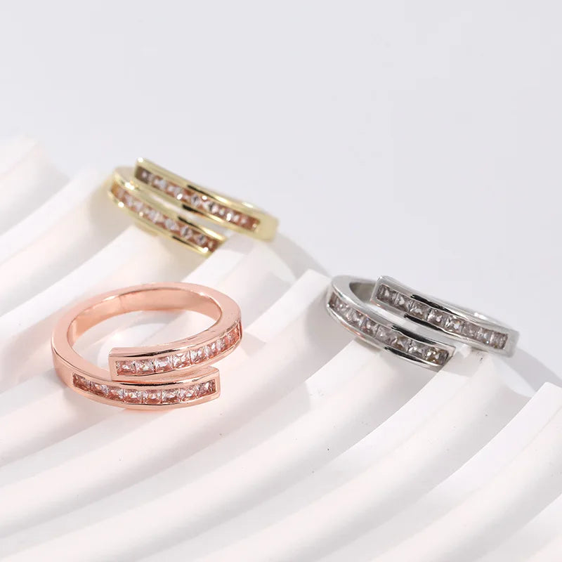 Kalu Rind Kalu Rose Gold Resizable Ring – Modern Elegance & Sparkle – VIONSUN