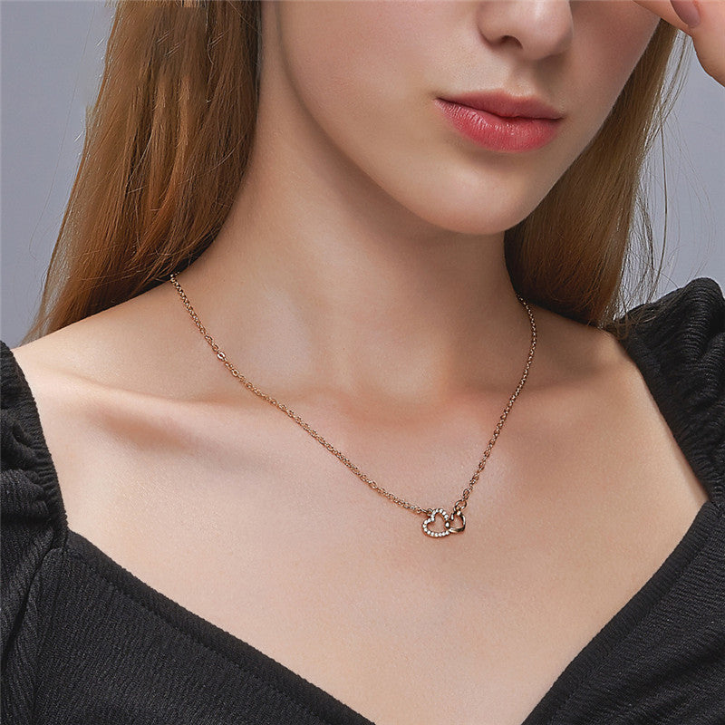 Gold engagement nacklace with diamond for women